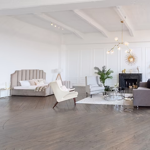 Eleganckie wnętrze: salon, sypialnia, luksusowy home staging w Warszawie.